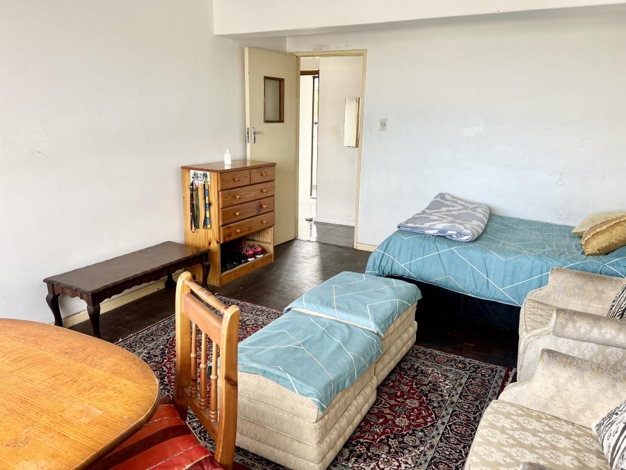 1 Bedroom Property for Sale in Oostersee Western Cape